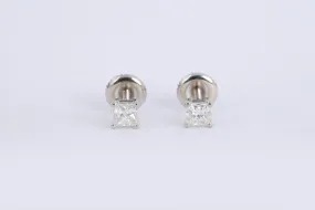 14k White Gold 0.52tcw Diamond Stud Earrings (0.92g.)