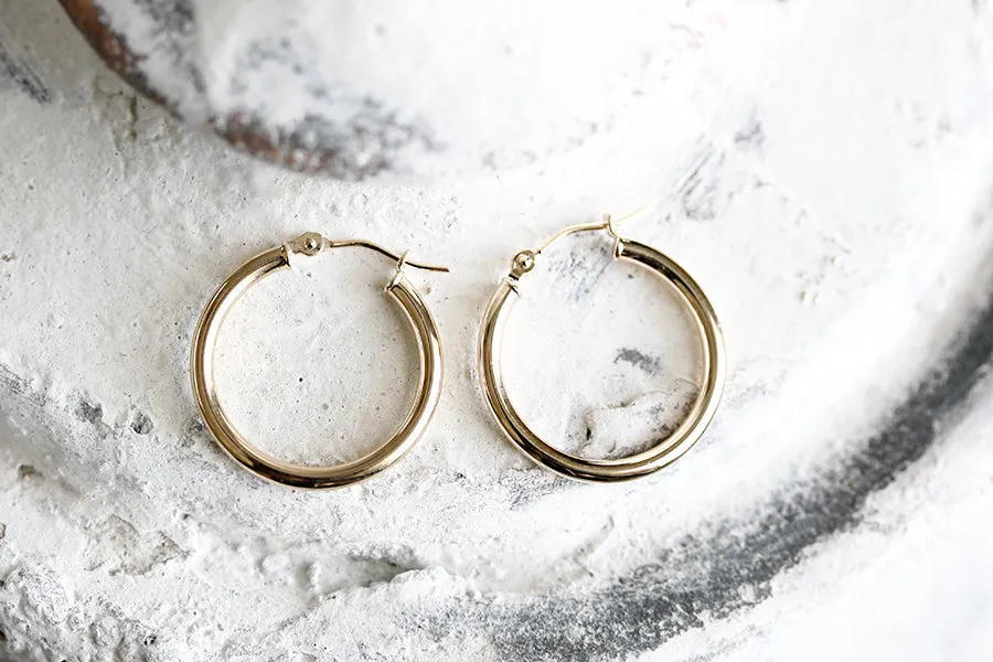 Minimalist Hoops